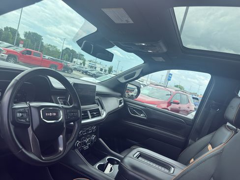 Certified 2023 GMC Yukon XL AT4 w/ AT4 Premium Plus Package AWD/4WD image 25