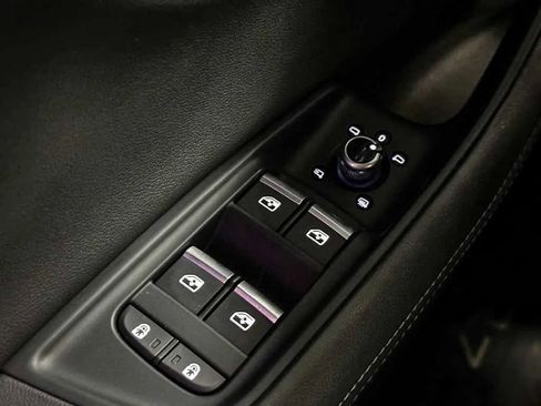 Used 2023 Audi Q7 2.0T Premium Plus AWD/4WD image 35