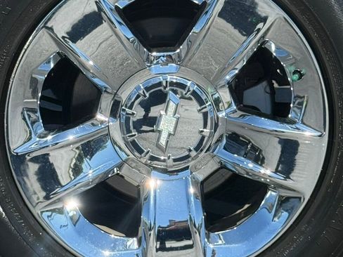 Used 2017 Chevrolet Tahoe Premier AWD/4WD image 48