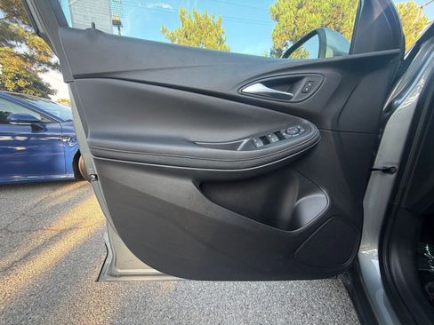 Used 2025 Buick Encore GX Preferred image 20