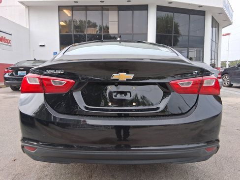 Used 2018 Chevrolet Malibu LT FWD image 5