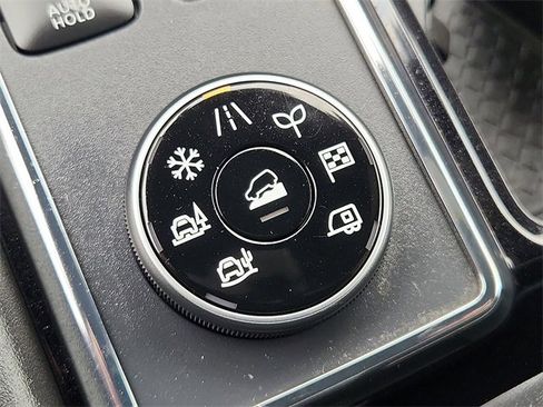 Used 2025 Nissan Pathfinder Rock Creek image 14