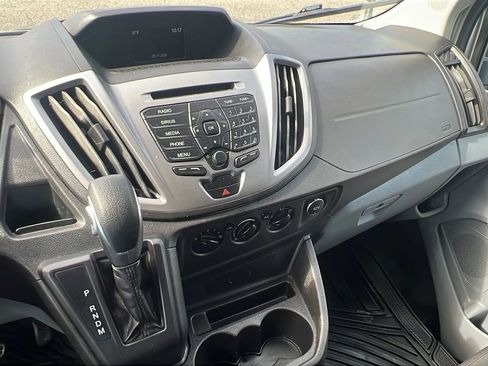 Used 2018 Ford Transit 350 XLT image 18