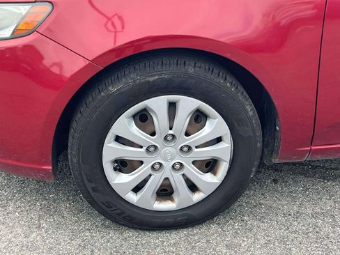Used 2012 Kia Forte EX FWD image 9