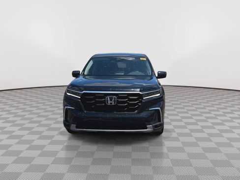 Used 2023 Honda Pilot EX-L image 3