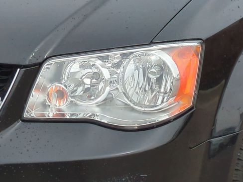 Used 2013 Dodge Grand Caravan SE image 11