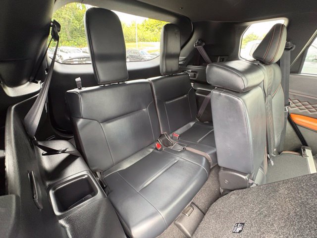 Used 2024 Mitsubishi Outlander SEL AWD/4WD image 32