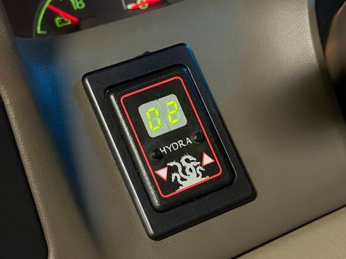 Used 2001 Ford F350 Lariat image 51