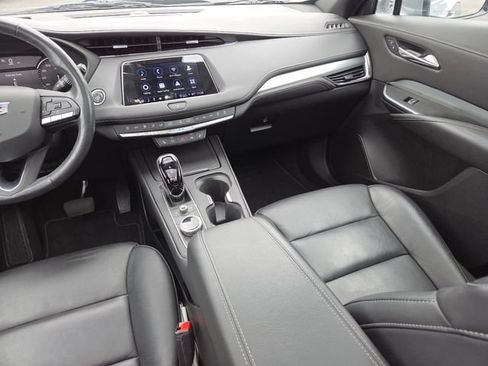 Used 2023 Cadillac XT4 Premium Luxury w/ Cold Weather Package FWD image 32