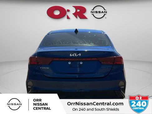 Used 2024 Kia Forte LXS w/ LXS Technology Package image 6