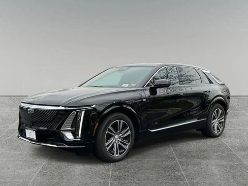 New 2024 Cadillac Lyriq Luxury w/ LPO, Floor Liner Package AWD/4WD image 1