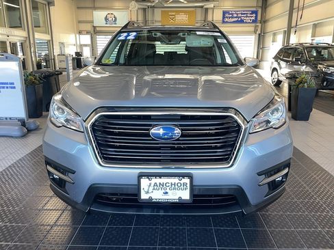 Used 2022 Subaru Ascent Limited w/ Technology Package image 2