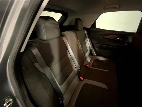 Used 2025 Chevrolet TrailBlazer LT AWD/4WD image 23