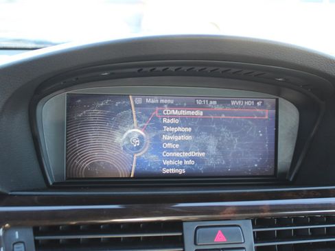 Used 2012 BMW 335i Convertible image 25