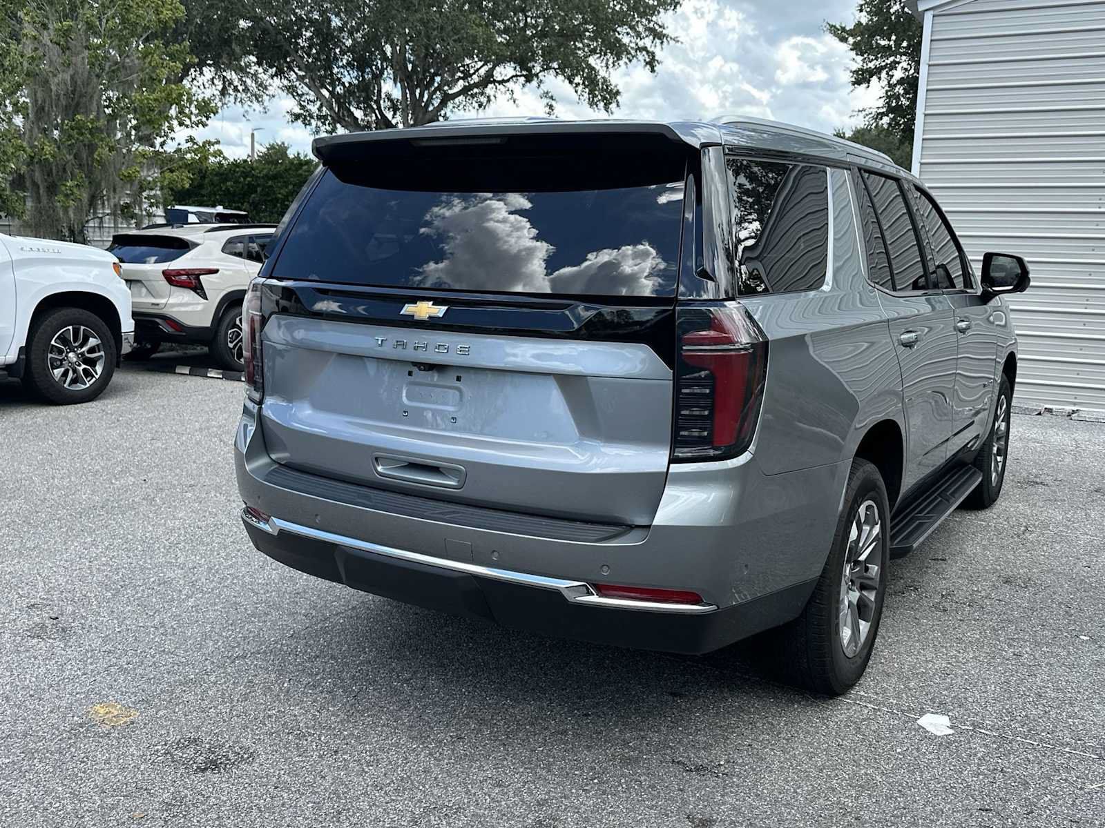 Certified 2025 Chevrolet Tahoe LS RWD image 6