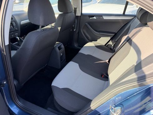 Used 2017 Volkswagen Jetta S FWD image 13