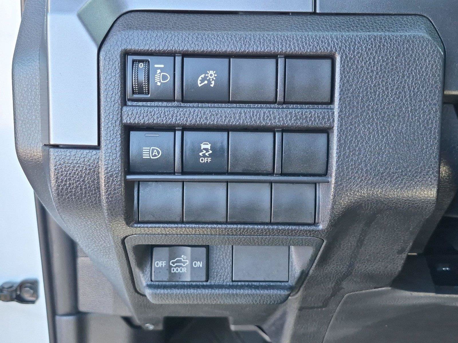 Used 2025 Toyota Tacoma TRD Sport AWD/4WD image 19
