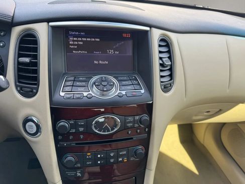 Used 2016 INFINITI QX50 2WD w/ Technology Package image 19