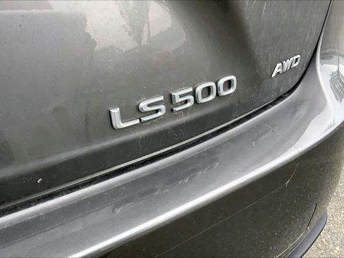 Certified 2023 Lexus LS 500 AWD w/ Interior Upgrade Package image 8