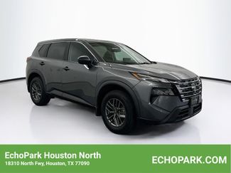 Used 2024 Nissan Rogue S FWD video 1