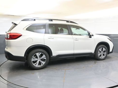 Used 2025 Subaru Ascent Premium AWD/4WD image 6