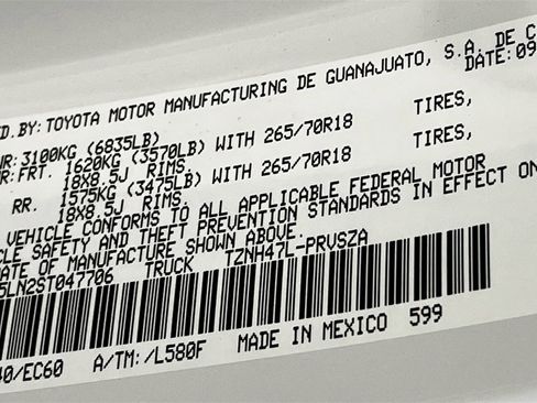 New 2025 Toyota Tacoma Trailhunter image 25