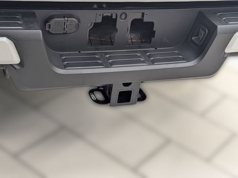 New 2025 Toyota Tacoma SR image 31