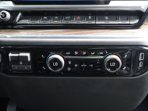 Certified 2024 Chevrolet Silverado 1500 RST w/ Z71 Off-Road Package image 19