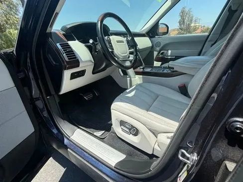 Used 2014 Land Rover Range Rover Supercharged AWD/4WD image 9