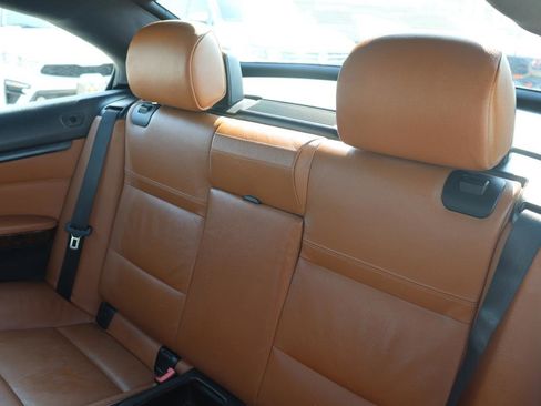 Used 2011 BMW 328i Convertible w/ Premium Pkg image 26