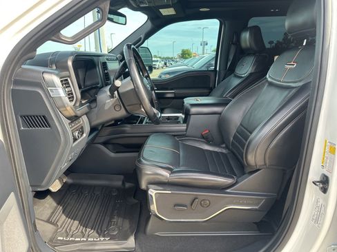 Used 2024 Ford F250 Platinum w/ Tremor Off-Road Package AWD/4WD image 16