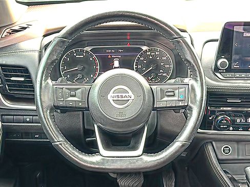 Used 2021 Nissan Rogue SL FWD image 22