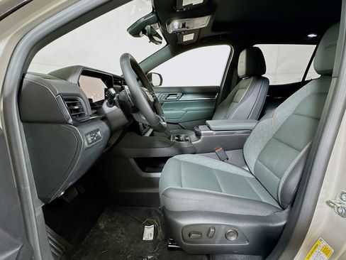 New 2027 GMC Terrain AT4 w/ Technology Package II AWD/4WD image 12