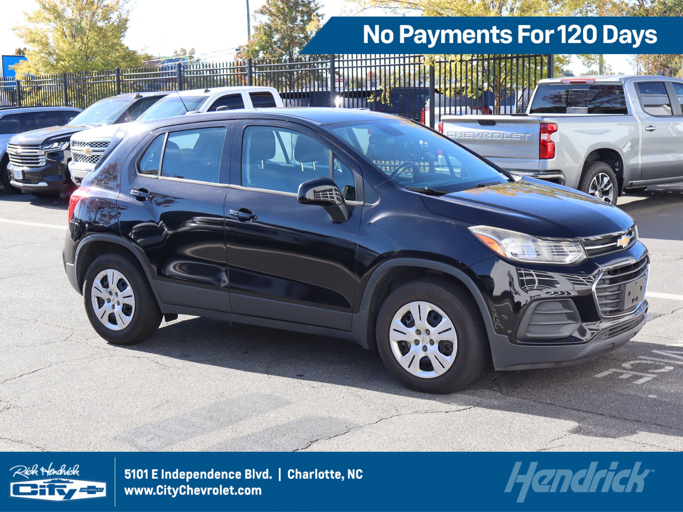Used 2018 Chevrolet Trax LS FWD image 1
