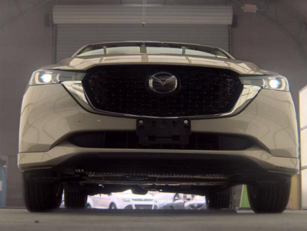 Used 2025 MAZDA CX-5 AWD 2.5 S w/ Preferred Package image 4