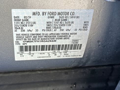 Used 2024 Ford Explorer Limited image 31