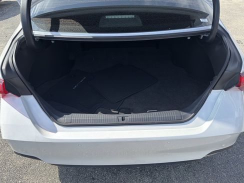 Used 2019 Toyota Avalon Limited w/ Advanced Safety Package image 13