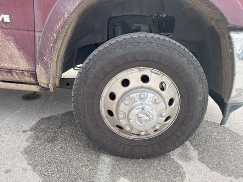 Used 2019 RAM 3500 Limited image 3