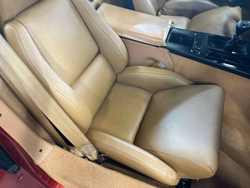 Used 1988 Chevrolet Corvette Coupe RWD image 29
