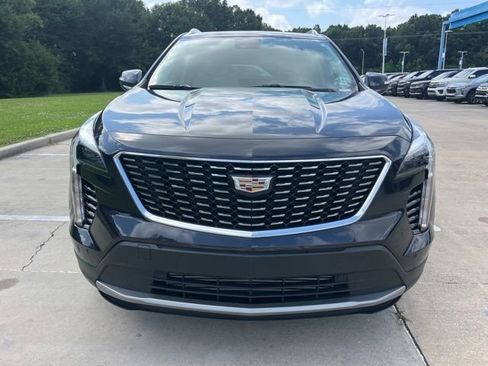 Certified 2023 Cadillac XT4 Premium Luxury FWD image 10