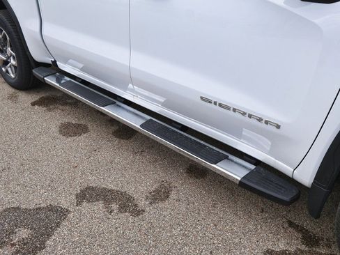 New 2026 GMC Sierra 1500 SLT w/ SLT Premium Plus Package image 30