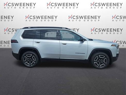 Used 2026 Jeep Cherokee Limited AWD/4WD image 6