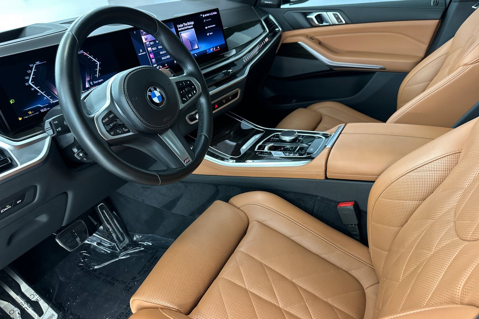 Certified 2024 BMW X5 sDrive40i w/ M Sport Package RWD image 4