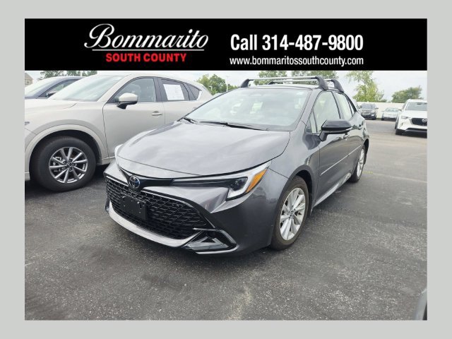 Used 2026 Toyota Corolla SE FWD image 1
