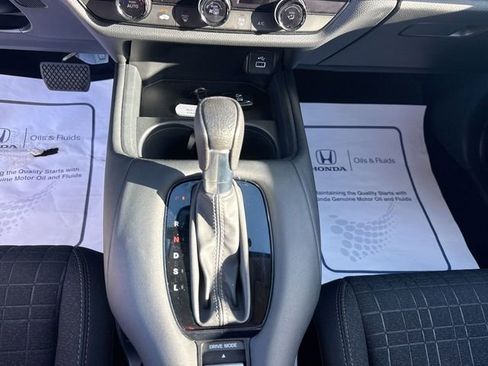 Used 2024 Honda HR-V LX image 26