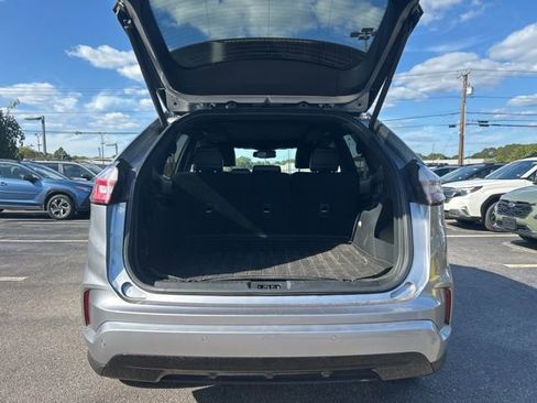 Used 2023 Ford Edge ST-Line image 10