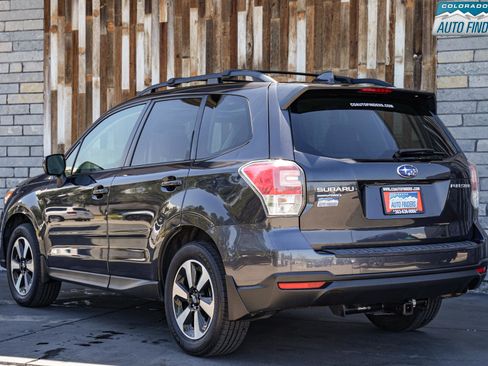 Used 2018 Subaru Forester 2.5i Premium AWD/4WD image 4