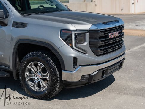 Used 2025 GMC Sierra 1500 Pro w/ Pro Value Package image 19