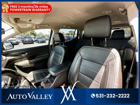 Used 2020 GMC Acadia Denali w/ Technology Package AWD/4WD image 14
