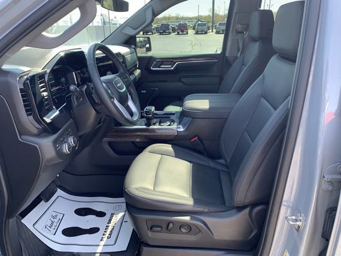 Used 2024 GMC Sierra 1500 Elevation w/ Elevation Premium Package image 11